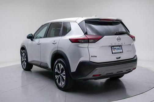 Brilliant Silver Metallic 2023 Nissan Rogue SV