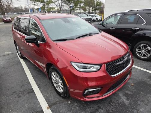 2025 Chrysler Pacifica L