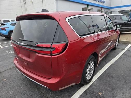 2025 Chrysler Pacifica L