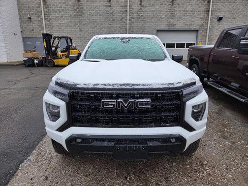 2025 GMC Canyon Elevation