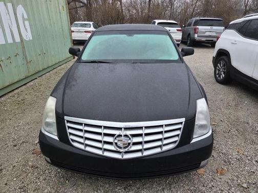 2011 Cadillac DTS Base