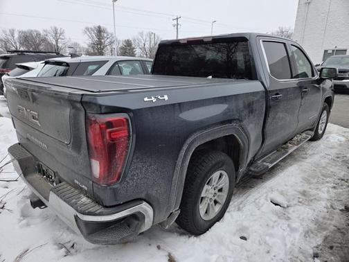 2022 GMC Sierra 1500 SLE