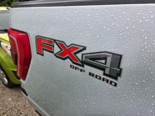 White Metallic 2021 Ford F-150 XLT