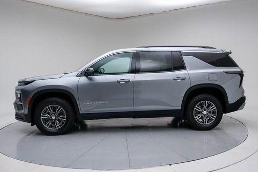 Sterling Gray Metallic 2026 Chevrolet Traverse LT