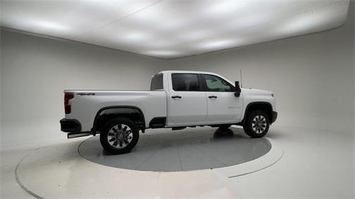 2024 Chevrolet Silverado 2500 Custom