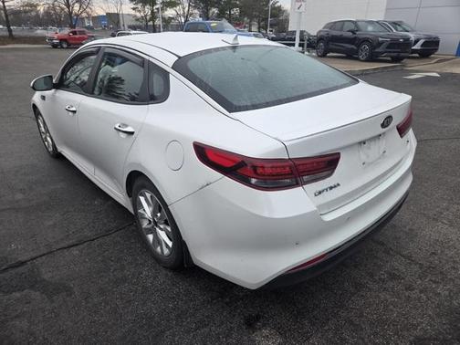 2018 Kia Optima S