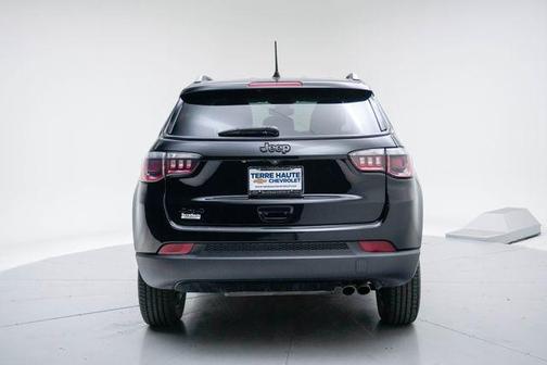 Diamond Black Crystal Pearlcoat 2020 Jeep Compass Latitude