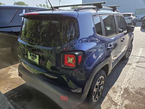 2017 Jeep Renegade Trailhawk