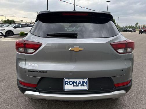 Sterling Gray Metallic 2024 Chevrolet Trailblazer LT