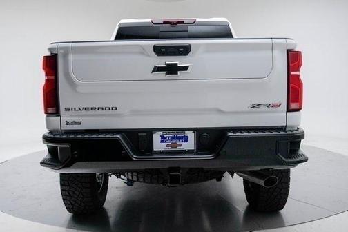 2026 Chevrolet Silverado 2500 Crew Cab, Standard Bed, XR2, 4WD