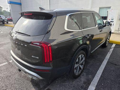 Dark Moss 2021 Kia Telluride EX