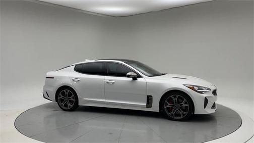 Snow White Pearl 2020 Kia Stinger GT1