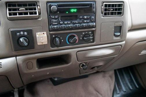 2002 Ford F-350 Lariat