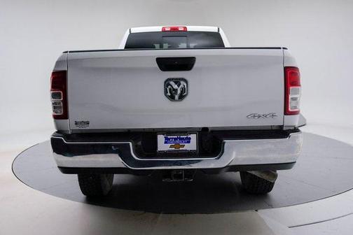 2020 RAM 3500 Tradesman Crew Cab 4x4 8' Box