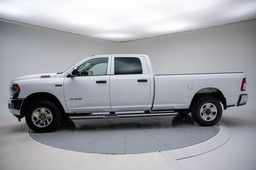 2020 RAM 3500 Tradesman Crew Cab 4x4 8' Box