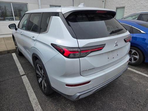 2025 Mitsubishi Outlander SE 2.5 S-AWC