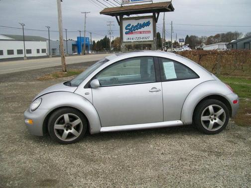 2002 Volkswagen New Beetle Sport
