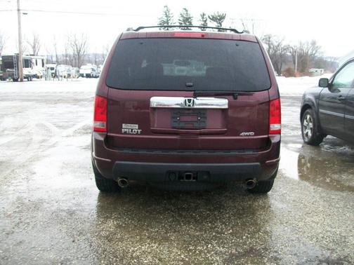 2011 Honda Pilot EX-L w/ Navigation