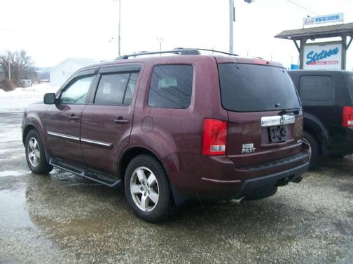 2011 Honda Pilot EX-L w/ Navigation