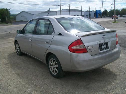 2003 Toyota Prius Base