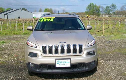 Gold 2015 Jeep Cherokee Latitude