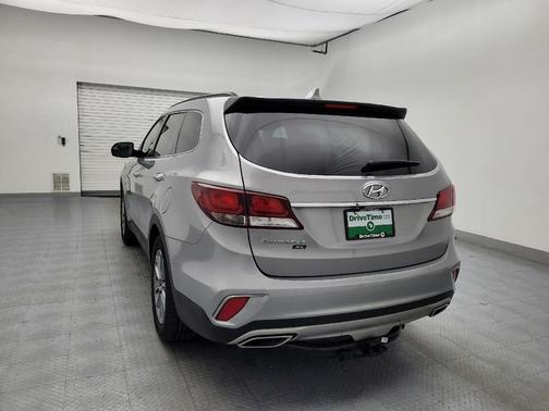 2019 Hyundai Santa Fe XL SE