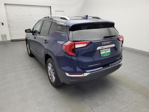 Marine Metallic 2023 GMC Terrain SLT