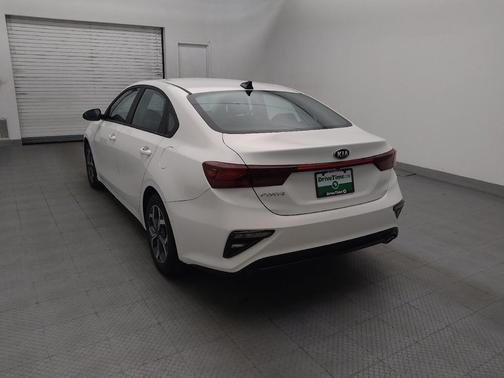Clear White 2021 Kia Forte LXS