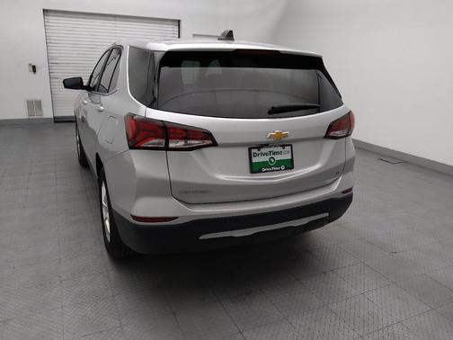 Silver Ice Metallic 2022 Chevrolet Equinox 1LT