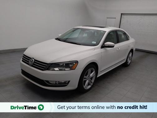 Candy White 2015 Volkswagen Passat 1.8T Auto SE w/Sunroof & Nav