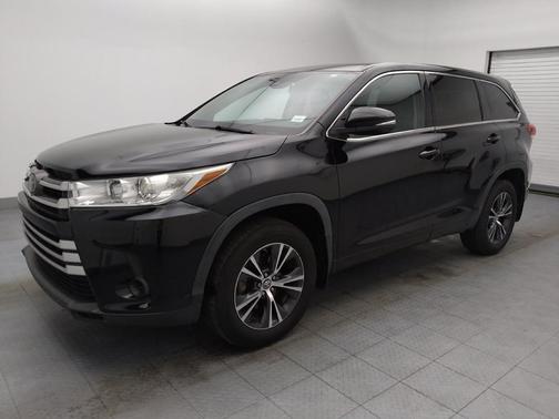 2018 Toyota Highlander LE