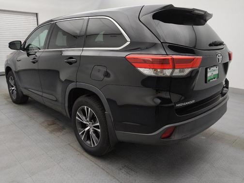 2018 Toyota Highlander LE
