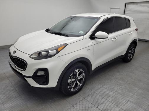 Clear White 2020 Kia Sportage LX
