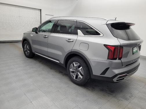 Silver 2021 Kia Sorento Hybrid EX