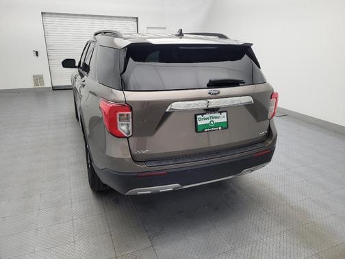 Brown 2021 Ford Explorer XLT