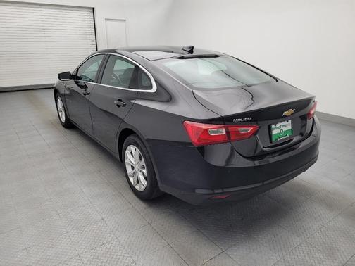 Mosaic Black Metallic 2023 Chevrolet Malibu FWD 1LT