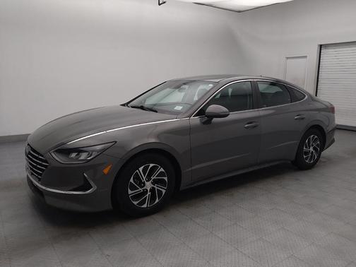 2022 Hyundai SONATA Hybrid Base
