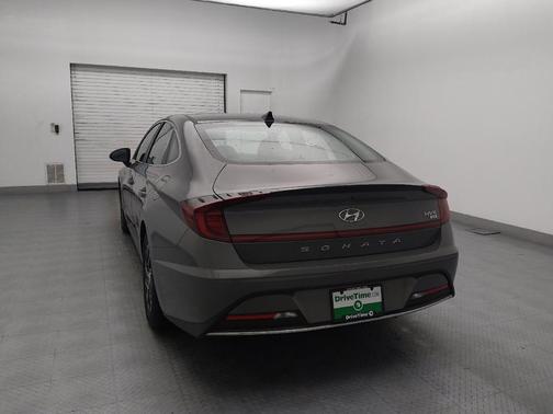 2022 Hyundai SONATA Hybrid Base