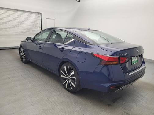 2021 Nissan Altima SR FWD