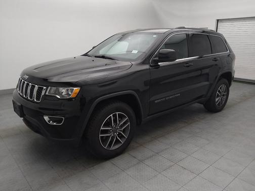 2020 Jeep Grand Cherokee Laredo