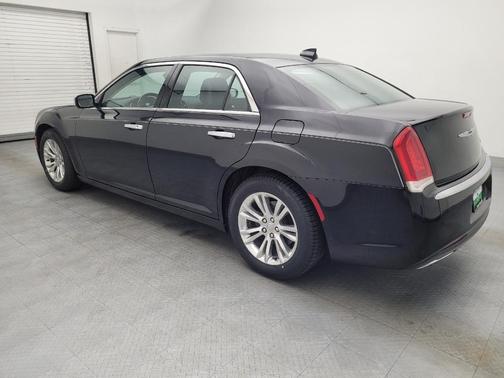 2017 Chrysler 300C Base