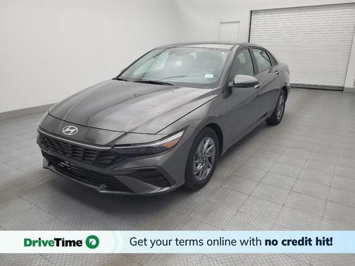 Amazon Gray 2024 Hyundai ELANTRA SEL