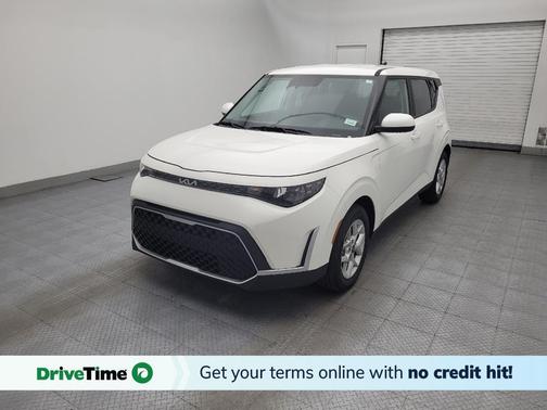 Snow White Pearl 2025 Kia Soul LX