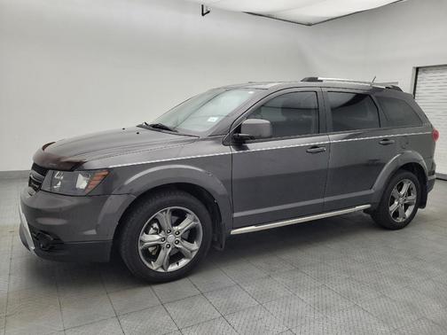 Granite Pearlcoat 2017 Dodge Journey Crossroad