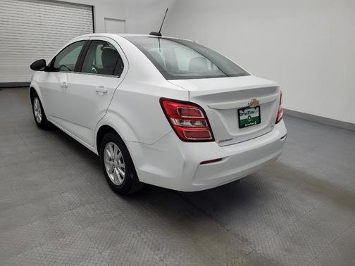 2020 Chevrolet Sonic FWD Sedan LT