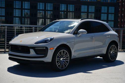 2026 Porsche Macan AWD
