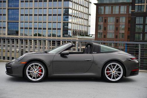 2021 Porsche 911 Targa 4S