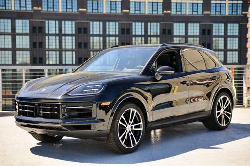 2025 Porsche Cayenne AWD