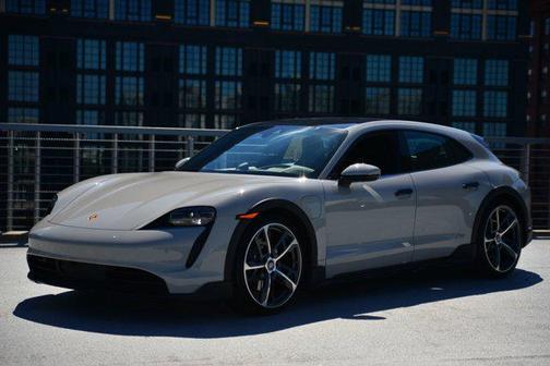 2023 Porsche Taycan 4