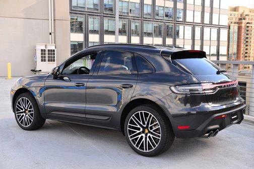 2026 Porsche Macan AWD